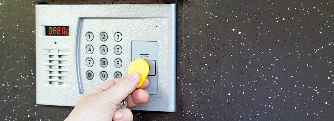 Access Control System Repairs and Maintenance for Homes in Longueuil, QC