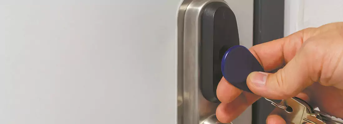 Choosing the Right Fob Door Lock System for Your Property in Longueuil, QC