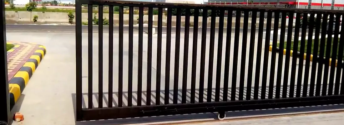 Commercial Automatic Sliding Repair and Maintenance in Longueuil, QC