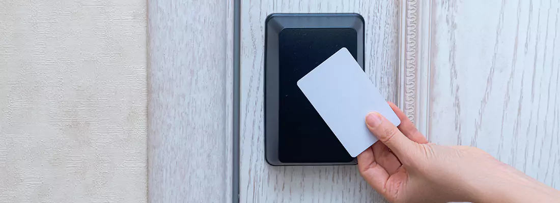 Custom Keycard Access System Configuration for Businesses in Longueuil, QC