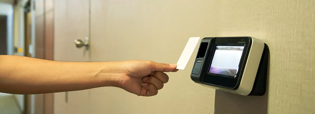 Customizable Employee Access Card Solutions in Longueuil, QC