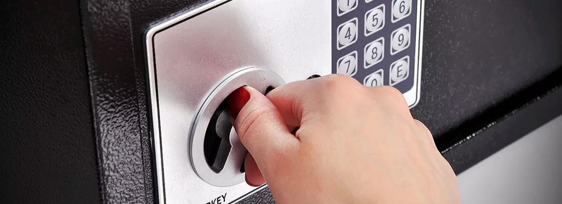 Safe Replacement in Longueuil, QC